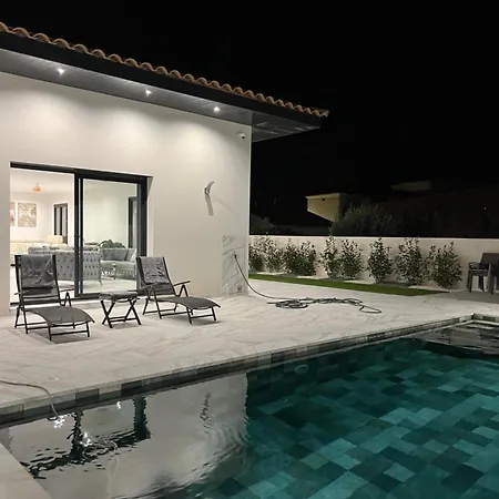 Vila Luxueuse Sans Vis A Vis 4 Chambre Canohès